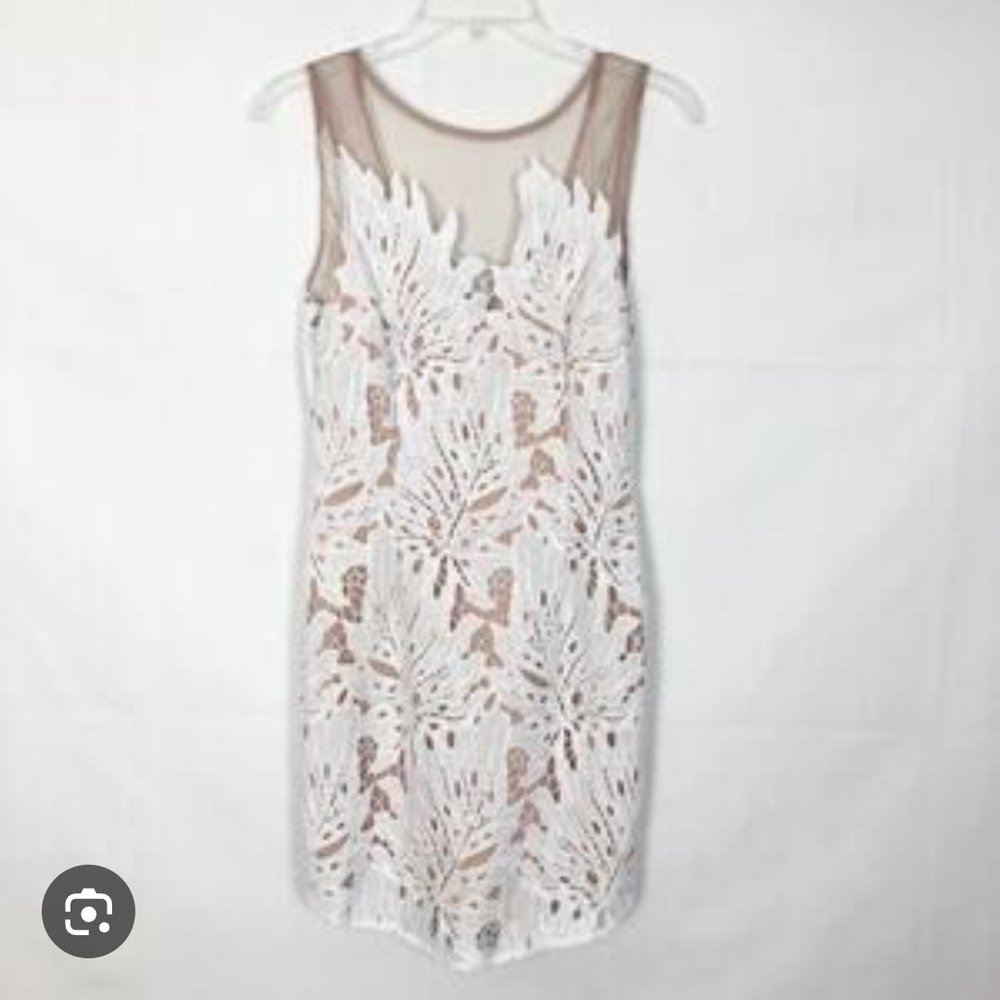 Chic White Lace Mini Dress